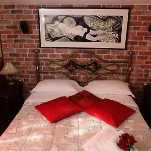 paolines-suite-in-villa.it-romehotels.com/